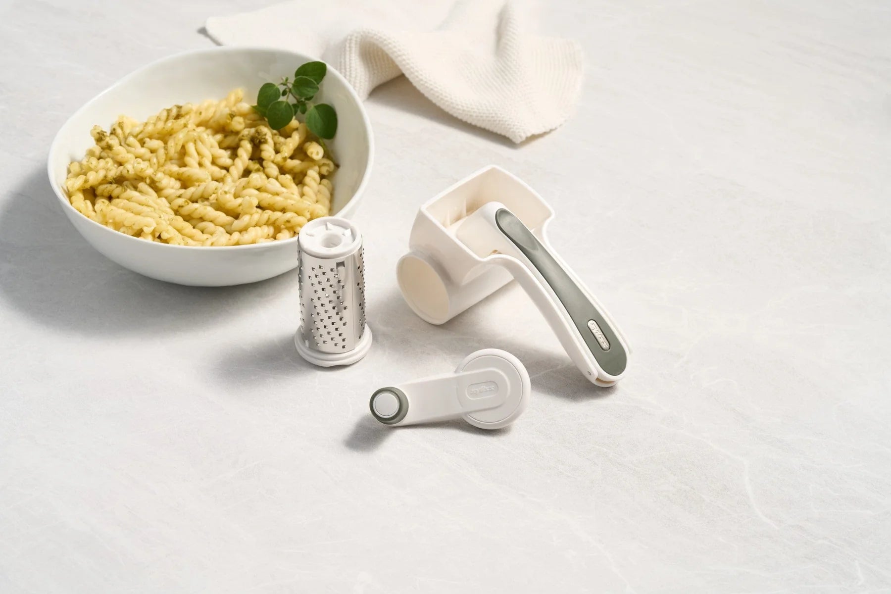 Hand spin Cheese grater Plastic Rotary Cheese Grater Chocolate